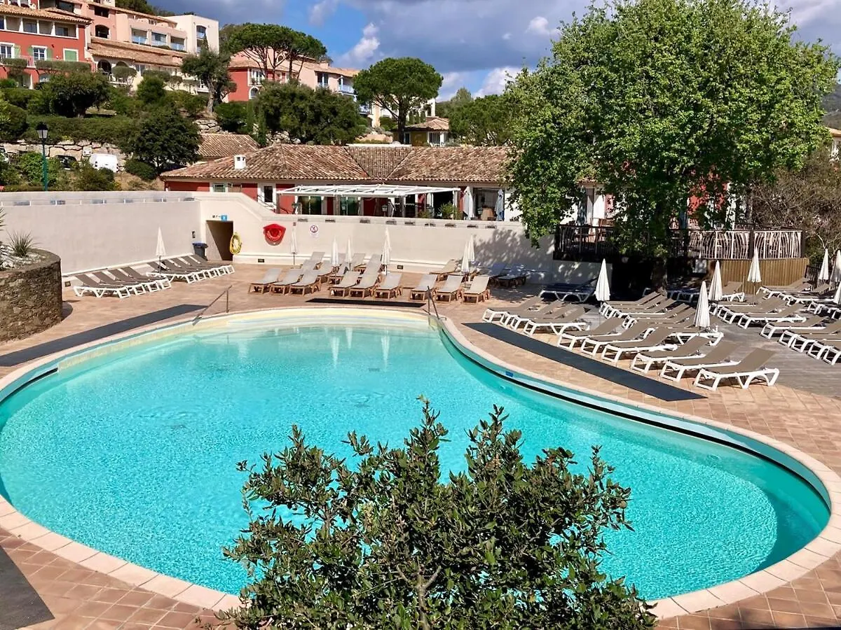 Les Restanques Vue Mer Violettes 1167 Grimaud Apartment